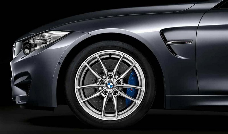 BMW本物のAlufelge M V-Speiche 513 Silver 10J X 18 ET 40リアアクスルM3 F80 M4 F82 F83 | 36112284751