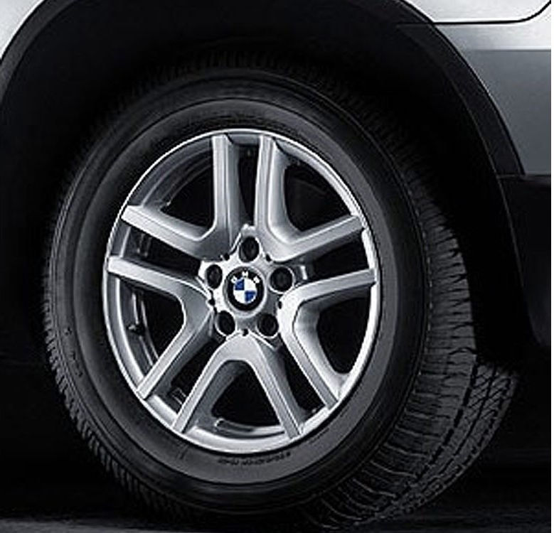 BMW本物のAlufelge v-Speiche 130 7.5j x 17 et 40シルバーフロントアクスル /リアアクスルX5 E53 | 36116761929