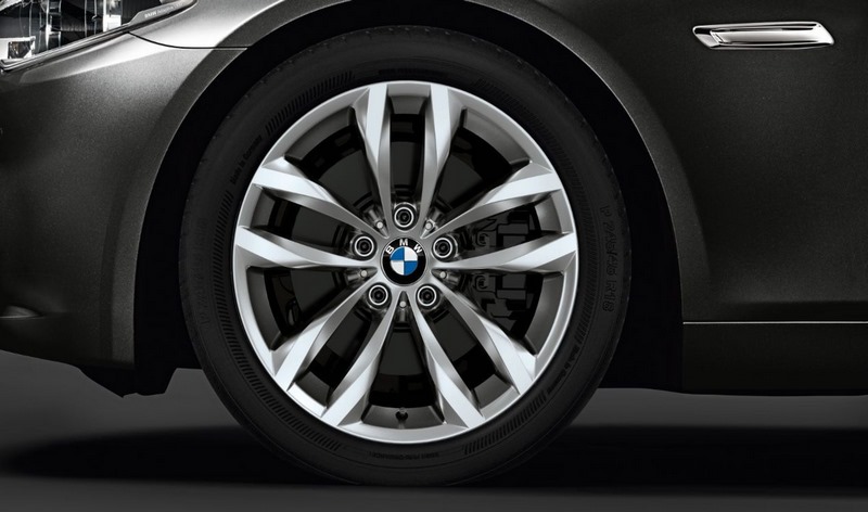 BMW本物のアルフェルジダブルペイク609シルバー8J X 18 ET 30フロントアクスル /リアアクスル5シリーズF10 F11 LCI | 36116862892