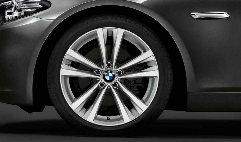BMW本物のAlufelgeダブルペイク610 Bicolor（Silver / High -Gloss）9J X 19 ET 44 HINTER AXLE 5シリーズF10 F11 | 36116862894