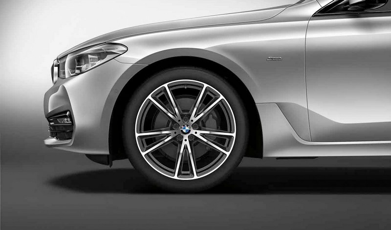 BMW純正Alufelge v-Speiche 686 Bicolor（Black / High）8.5j X 20 ET 25フロントアクスル6シリーズG32 | 36116877020