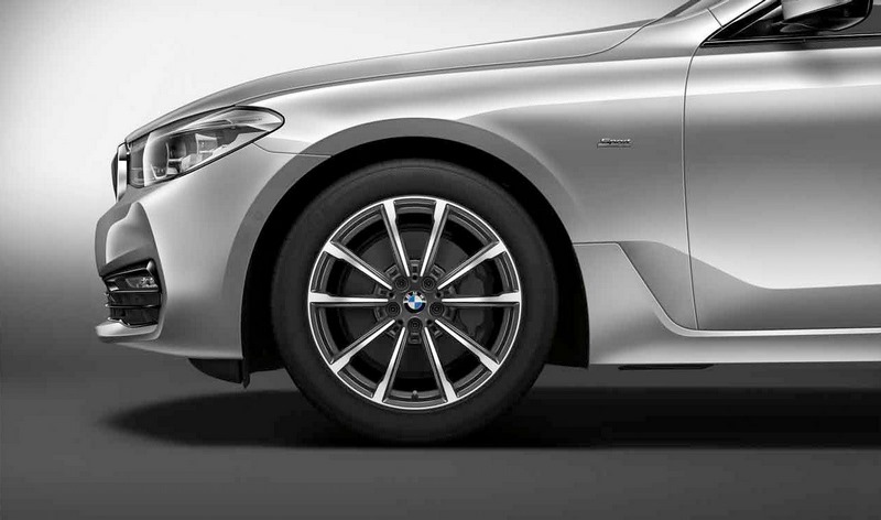 BMW純正Alufelge V-Speiche 685 Bicolor（Orbitgrey / Glam-Rotated）9.5j X 19 et 39リアアクスル6er G32 | 36116877023