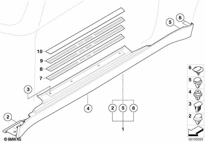 右の歩道のBMW純正開口部（51147190556）| 51147190556