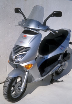Ermax scooter windshield ermax +10 cm for 50/125 LEONARDO 96/2004 sky blue  | 010800011 - Webike Thailand