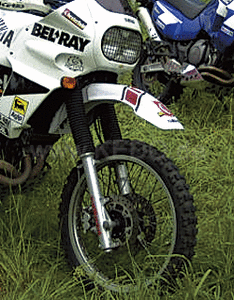 Kedo XTZ Front Fender jack-up kit, universal for Enduro front fenders | 22595 - Webike Thailand
