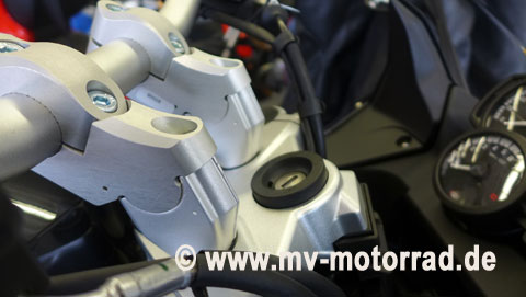 MV Motorrad / エムブイ　モトラッド The Tube Style Superbike Handlebar Adapter for BMW F800GT incl. brake line adapter - 90028F