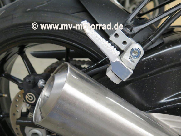 MV Motorrad / エムブイ　モトラッド Lowered / Adjustable Passenger Footrest for BMW S1000R and S1000RR - 908650