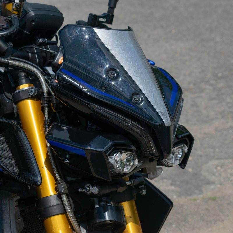 Headlight Shrouds Midnight Black USA: Raven Black - Webike Thailand