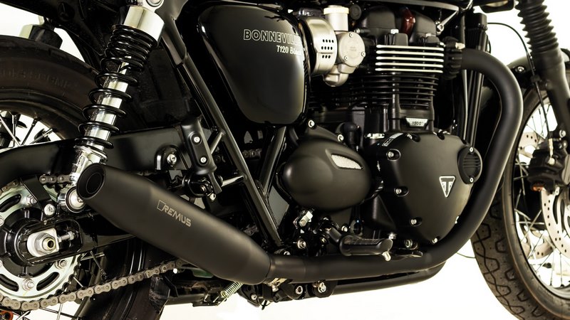 Custom Tapered Exhaust Left/Right &Oslash; 84 mm, Stainless Black, Incl. EC- Approval - Webike Thailand
